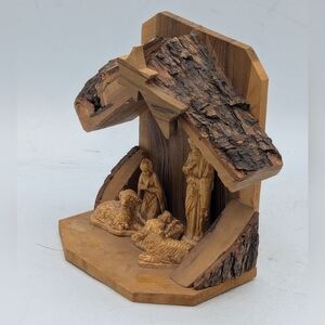 Vtg 1997 Jerusalem Olive Wood Nativity Set Bark Roof Stable